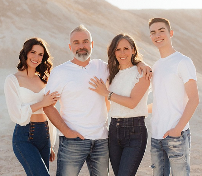 pastor-John-family